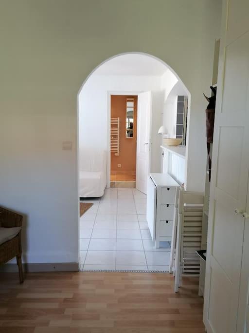 Maison T3 Avec Vue Au Bord De L'Etang Istres Exteriér fotografie